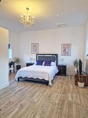 Denbigh Apartment | The kings