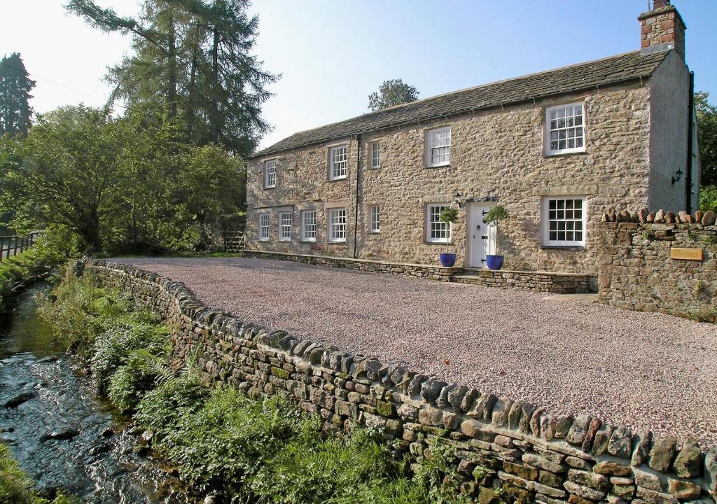 Kirkby Stephen House | The Larches