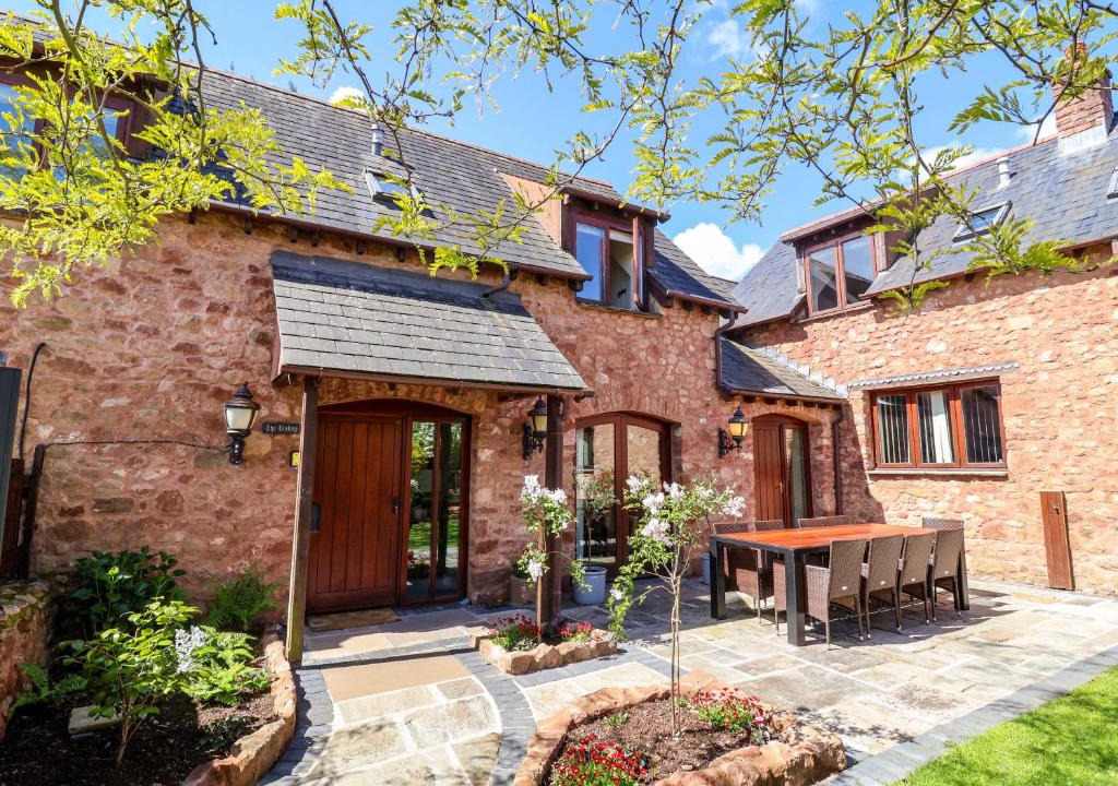 Old Cleeve House | The Linhay
