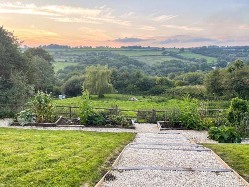 West Buckland House | The Long Barn