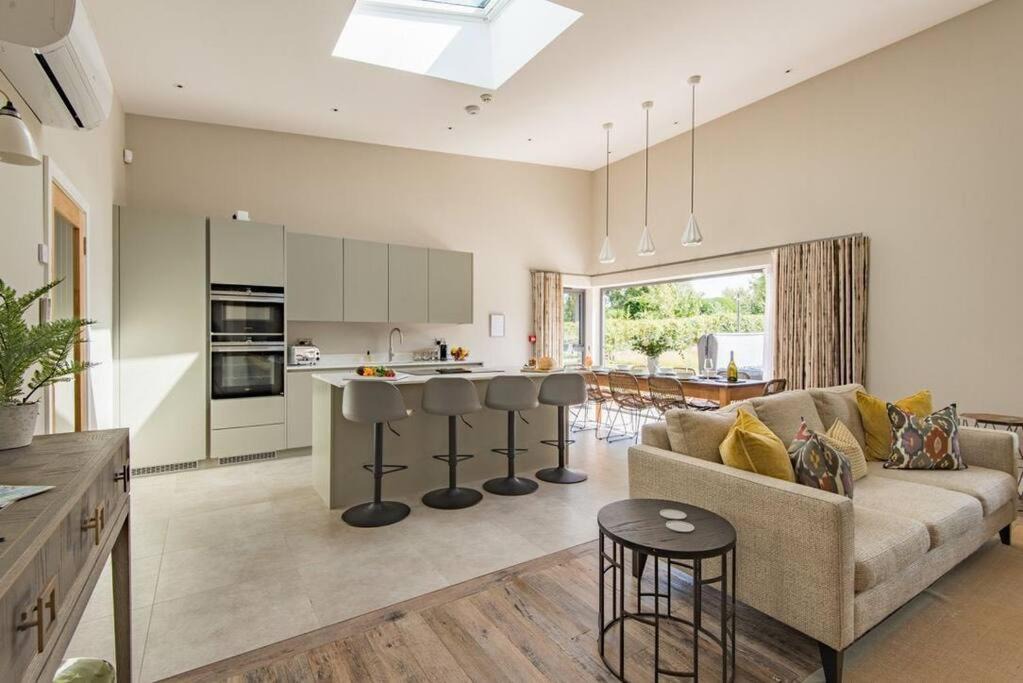 Sittingbourne House | The Old Cherry Barn - Luxury barn conversion