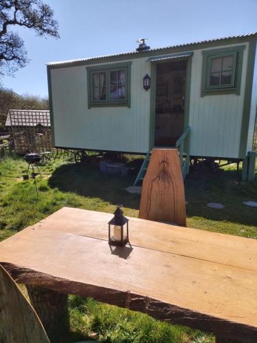 East Portlemouth Cabin | The Old Mill Shepherds Hut