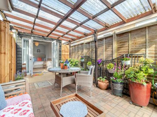 Bungay House | The Pleasant Pheasant Mews