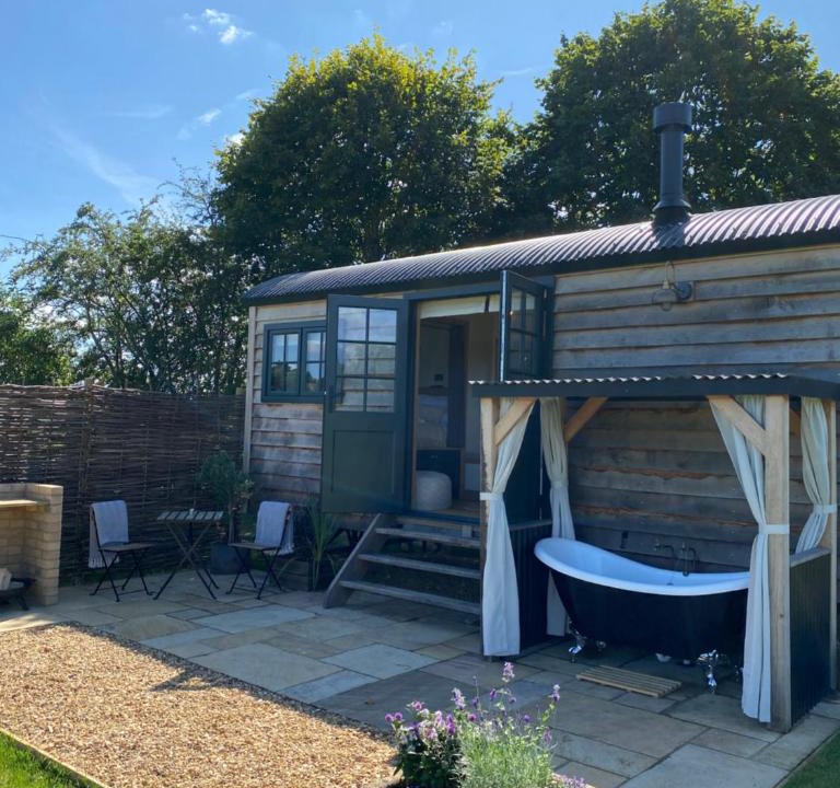 Stamford Apartment | The Rabbit Warren Shepherd Hut