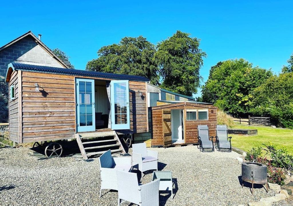 Tan-y-groes Apartment | The Shepards hut
