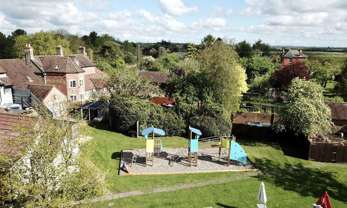 Upper Framilode House | The Ship Inn