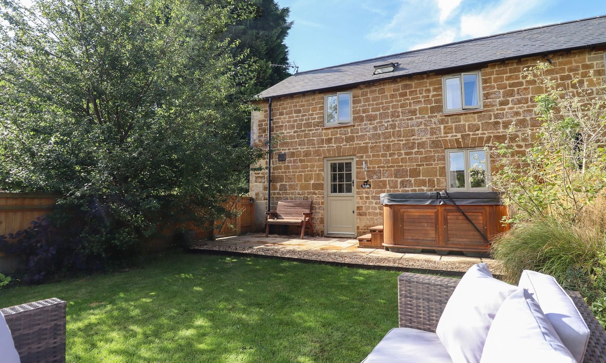 Chipping Norton Cottage | The Stables