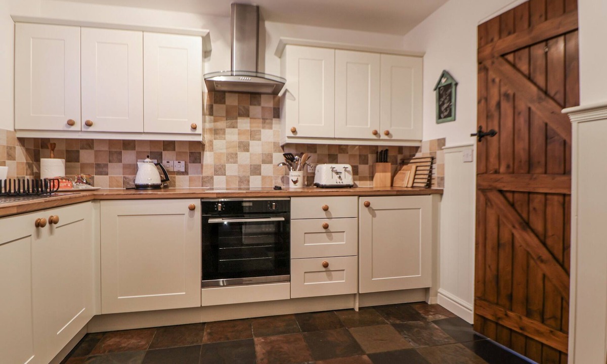 Prestatyn Cottage | The Stables