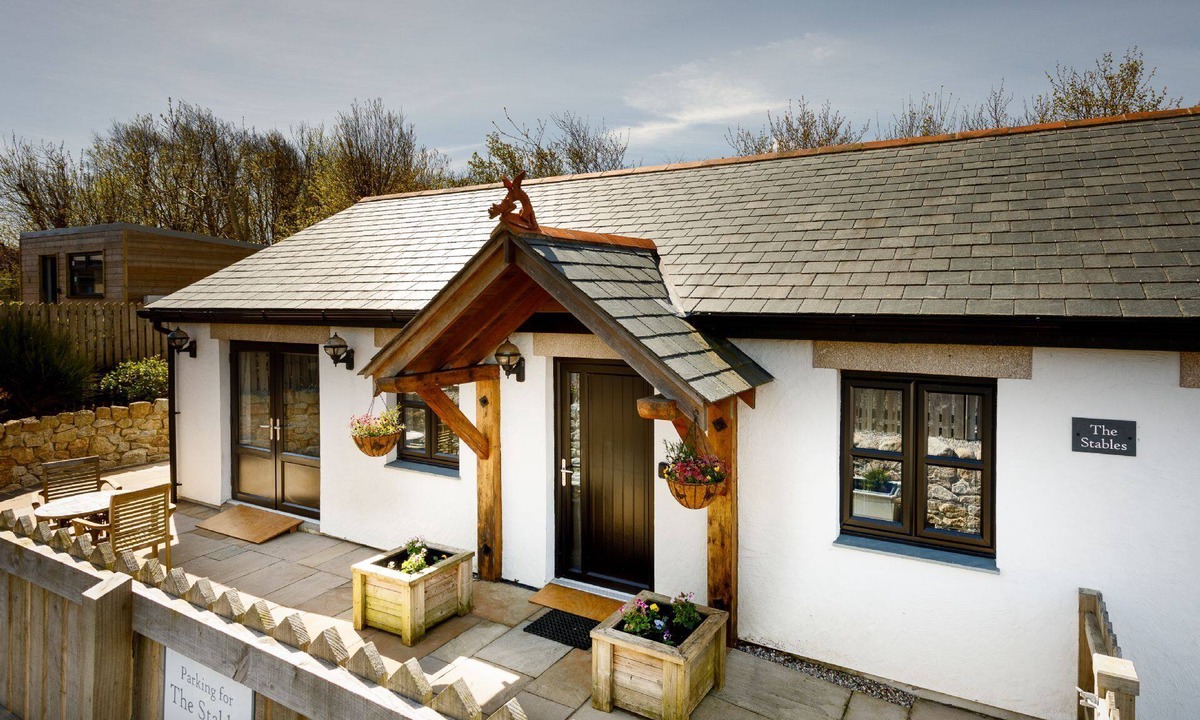 Penhallow Cottage | The Stables - Spacious Cottage with Hot Tub