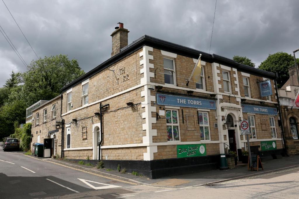 New Mills Apartment | The Torrs