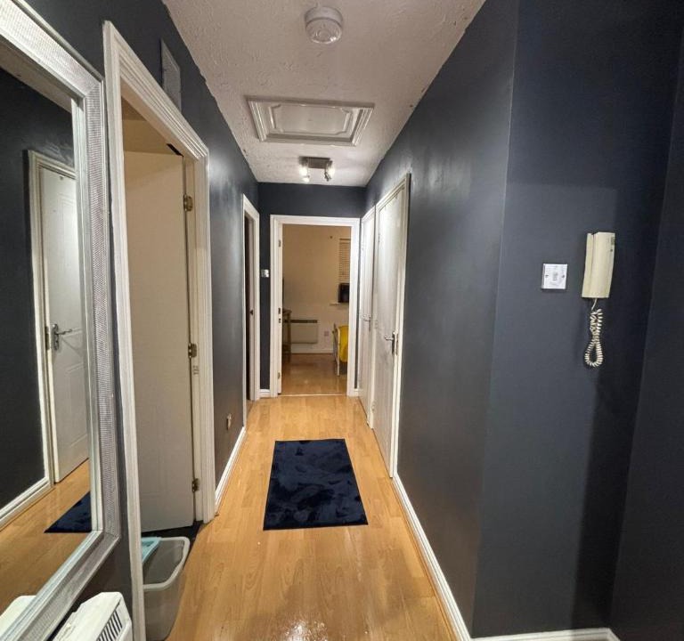 Barry Apartment | The Waterfront