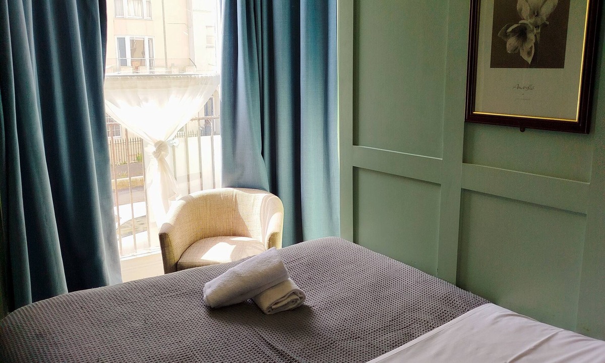 Kemptown Hotel | The Willows