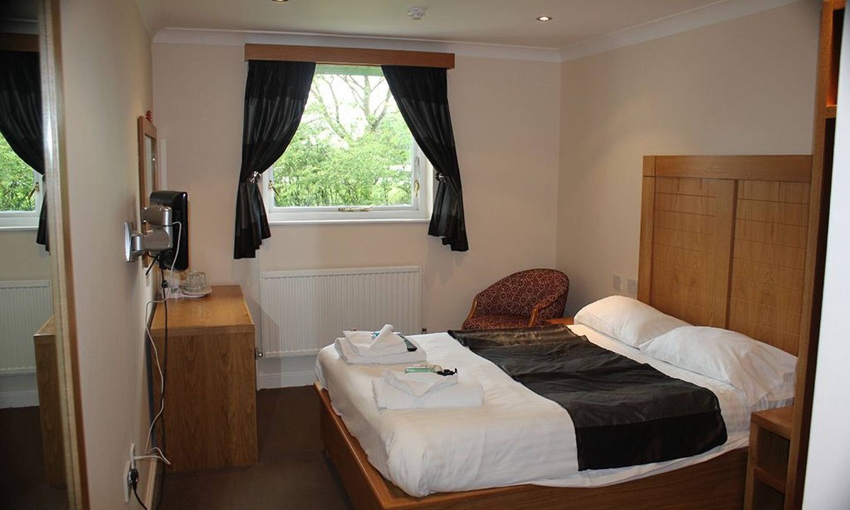 Hartlepool Hotel | The Windmill