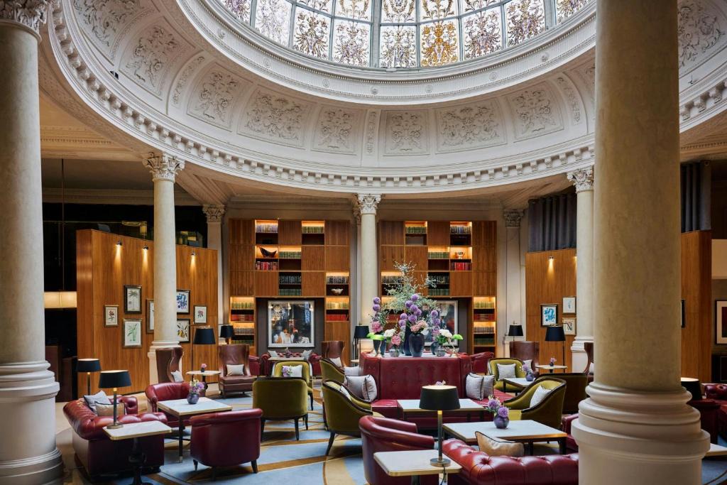 Cornhill Hotel | Threadneedles, Autograph Collection