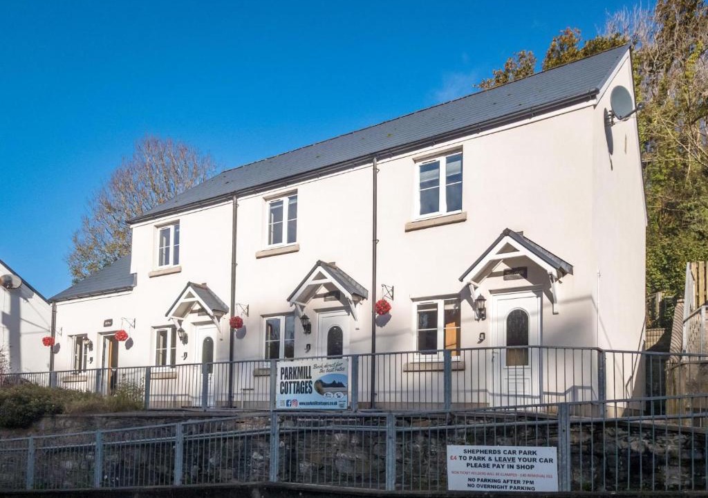 Parkmill House | Three Cliffs Cottage - 2 Bedroom - Parkmill