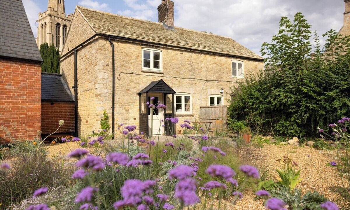 Bulwick House | Thyme Cottage Bulwick | Cosy 2-Bed Village Stay