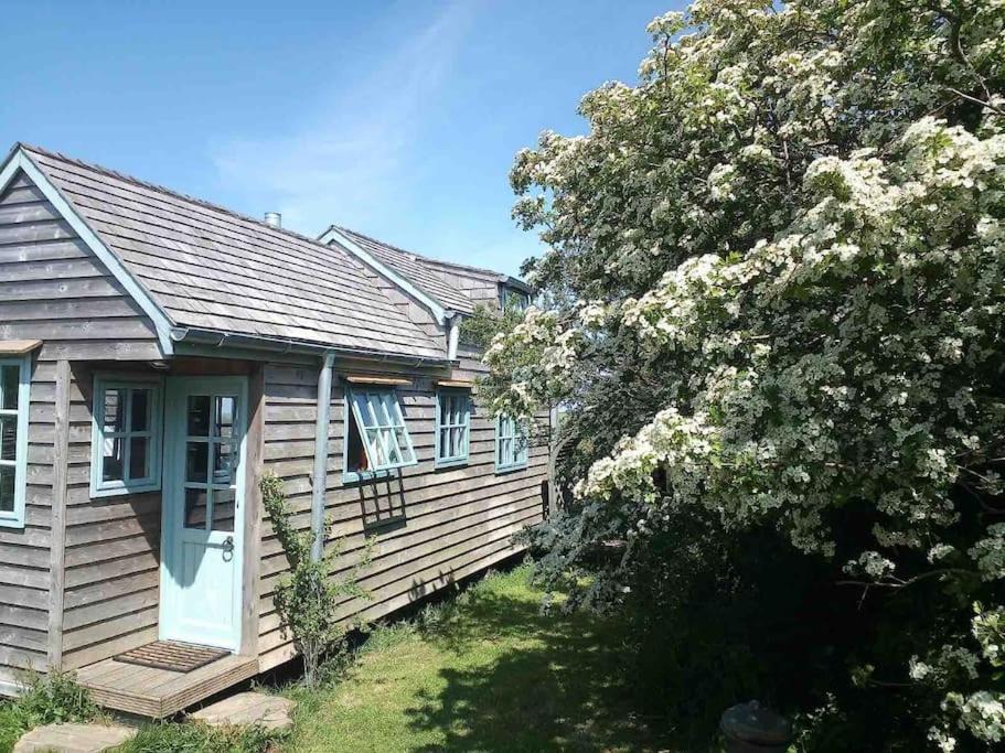 Gooseham House | Tiny House on isolated farm by the Cornish Coast