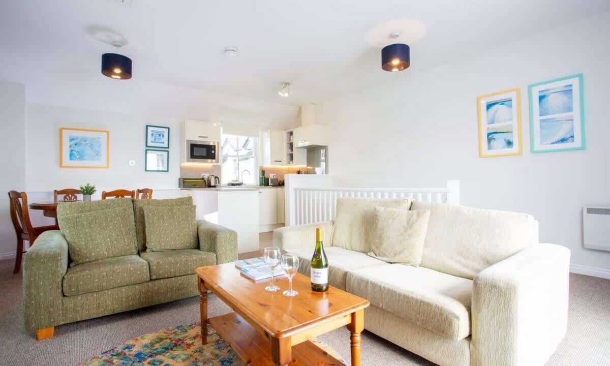 Maenporth House | Tredreath, Manor Cottages