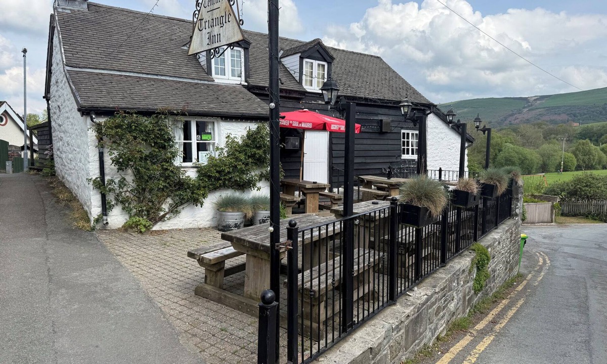 Rhayader Cottage | Triangle Inn Coachouse