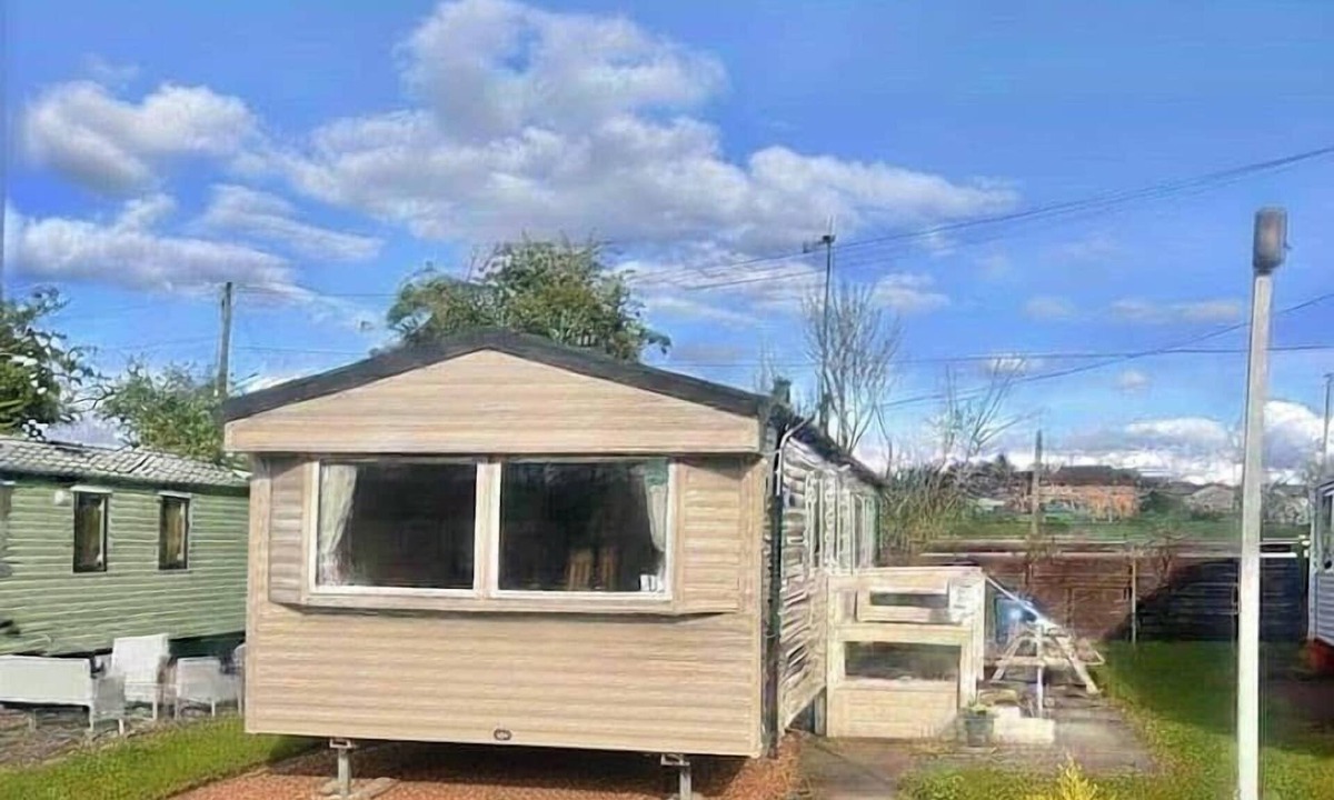 Glasgow House | Two Bedroom Willerby Caravan Uddingston, Glasgow