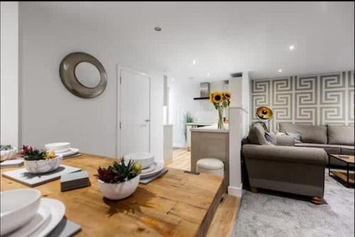 Hyde Apartment | Victoria Home