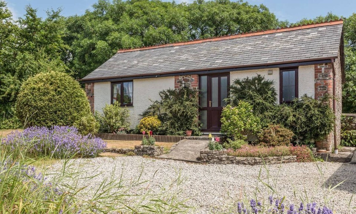 Holsworthy Cottage | Wagtail: A Charming Retreat