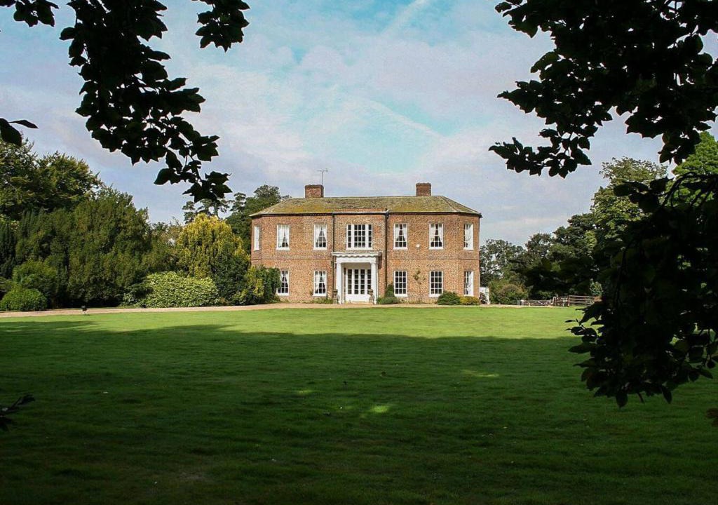 Alkborough House | Walcot Hall