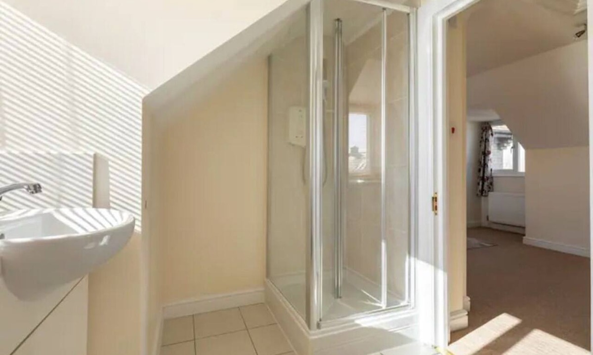 Abingdon House | Waterfront 4-Bed Townhouse at Abingdon Marina