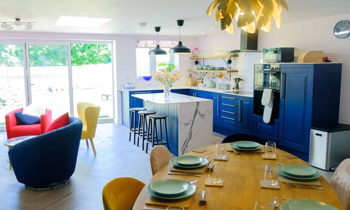 Pilning Cottage | Wave Cottage Bristol