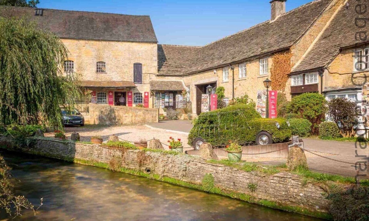 Bourton-on-the-Water Cottage | Weir Cottage