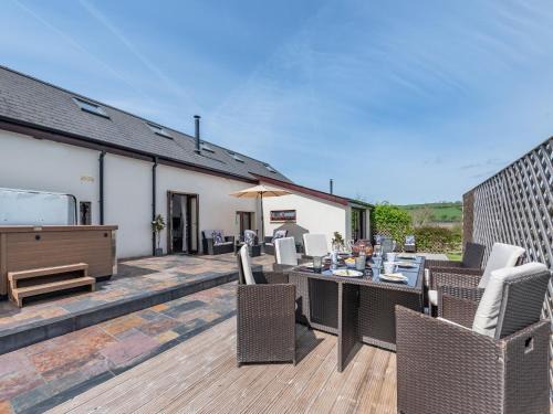 Ferryside House | Wheelwright Barn