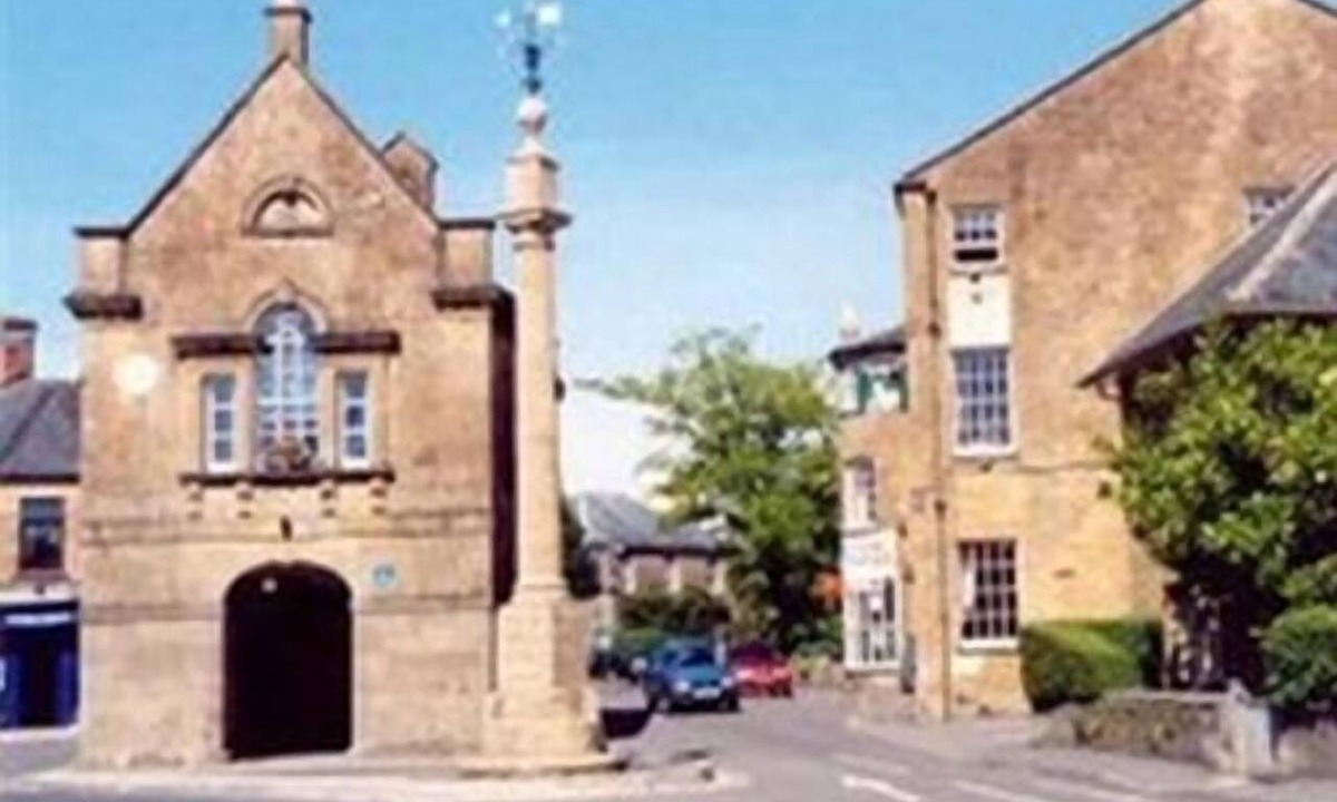 Martock Hotel | White Hart Hotel