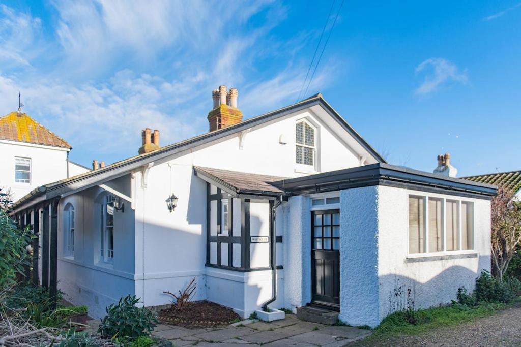 Birchington House | Whitecliff by Keepers Cottages
