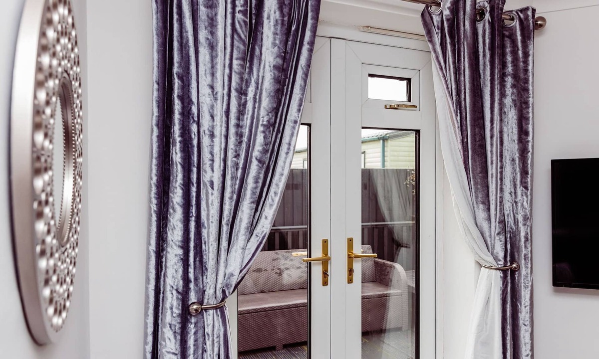 Flookburgh House | Willow Chalet