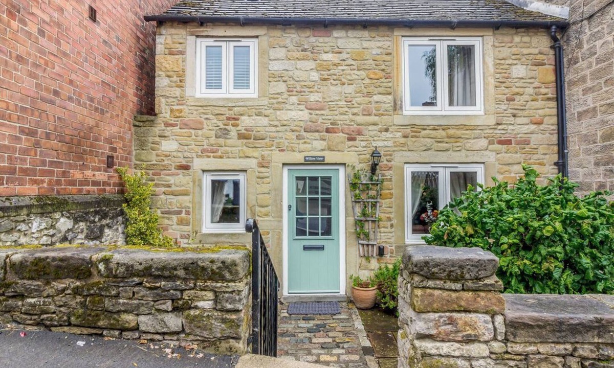 Stoney Middleton Cottage | Willow View, Stoney Middleton