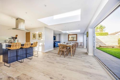 Wittering House | Windrocks - Bracklesham Bay