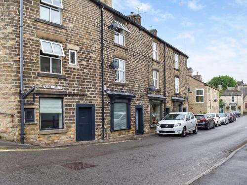 Hayfield Apartment | Woolpack Studio