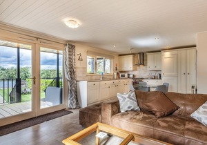 2 bedroom accommodation in Brundall, near Norwich