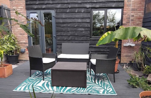 Llansantffraid-ym-Mechain Apartment | 1-Bed Apartment - Sleeps 2 & Private Parking