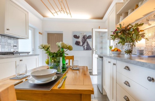 Colwyn Bay Apartment | 1 Bed in Glan Conwy (oc-g30282)