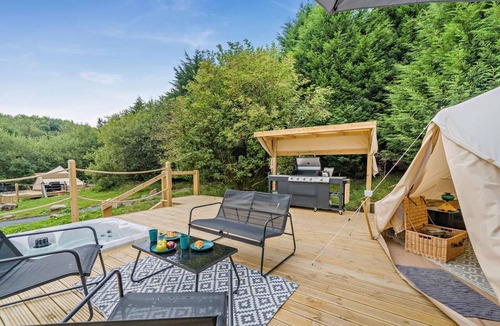 Fourstones Near Bentham RV Rental | 1 Bed in Austwick (oc-d32794)