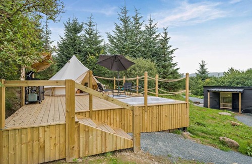 Fourstones Near Bentham RV Rental | 1 Bed in Austwick (oc-d32794)