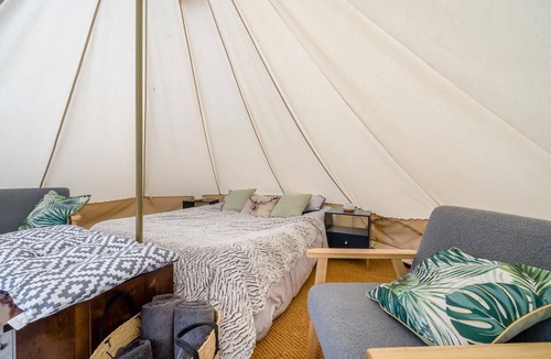 Fourstones Near Bentham RV Rental | 1 Bed in Austwick (oc-r32793)