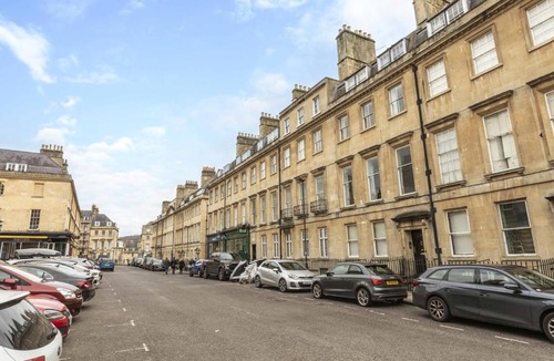 Upper Town Apartment | 1 Bed in Bath oc-bhr5