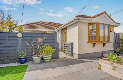 Bishopston House | 1 Bed in Bishopston oc-hh654