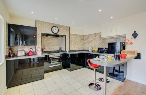 Irstead House | 1 Bed in Blofield Heath (oc-1466)