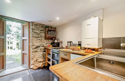 Dolgellau House | 1 Bed in Brithdir oc-w30045