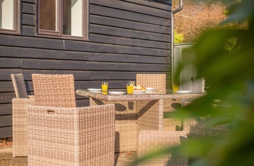 Elmsted Cottage | 1 Bed in Hastingleigh (oc-b36344)