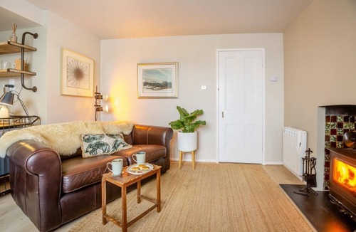 Llanfairfechan House | 1 Bed in Llanfairfechan (oc-t31122)