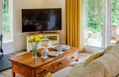 Lanreath Cabin | 1 Bed in Looe oc-88434